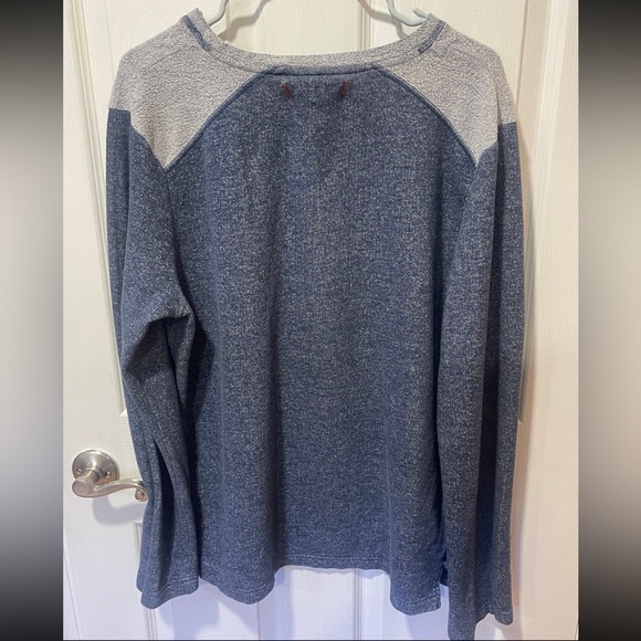 Tommy Bahama Crewneck Sweater Size L - Picture 3 of 3